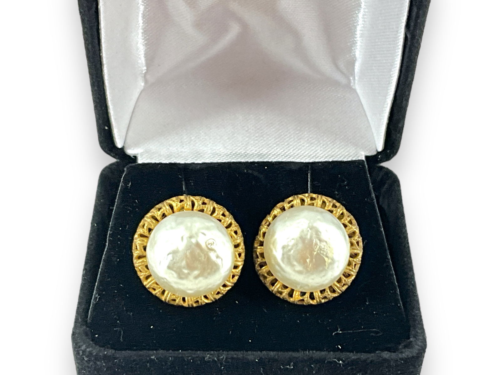 Vintage Miriam Haskell Designer Fashion Earrings (1 of 5)