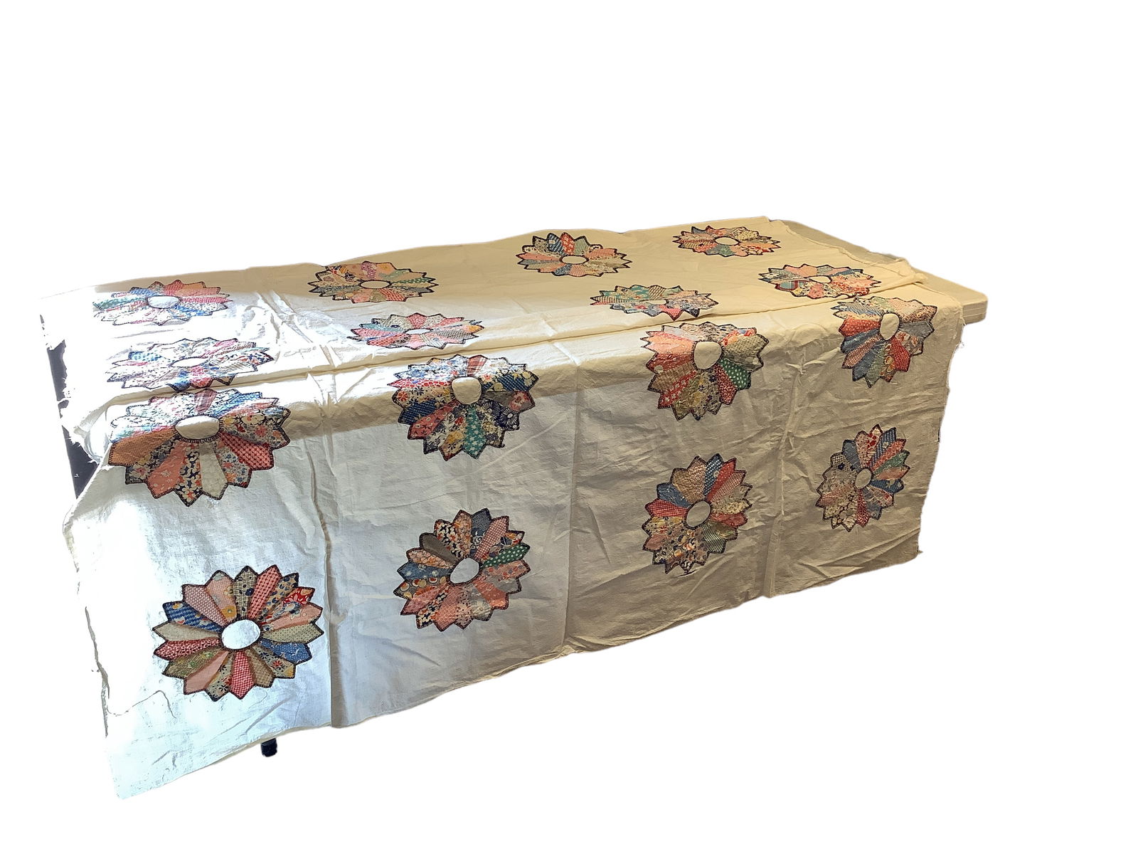 Vintage Dresden Plate Quilt Top (1 of 4)