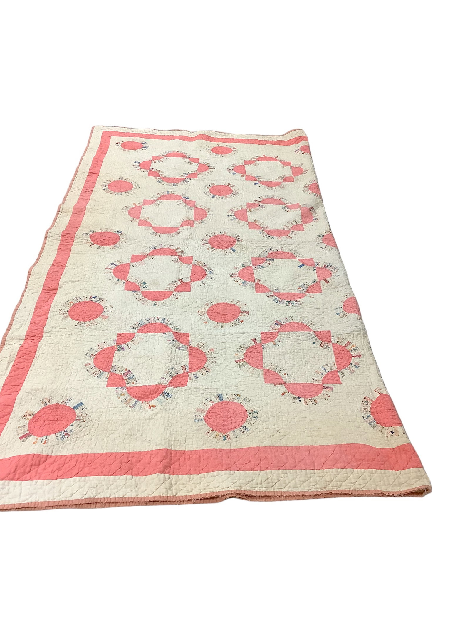 Cream and Pink Vintage Quilt (1 of 2)