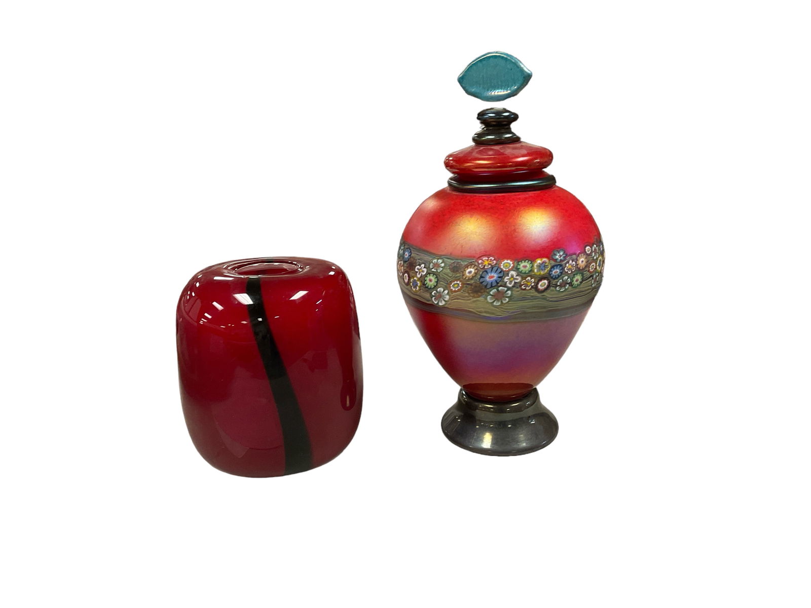 Lidded Art Glass Vines Vessel (1 of 4)