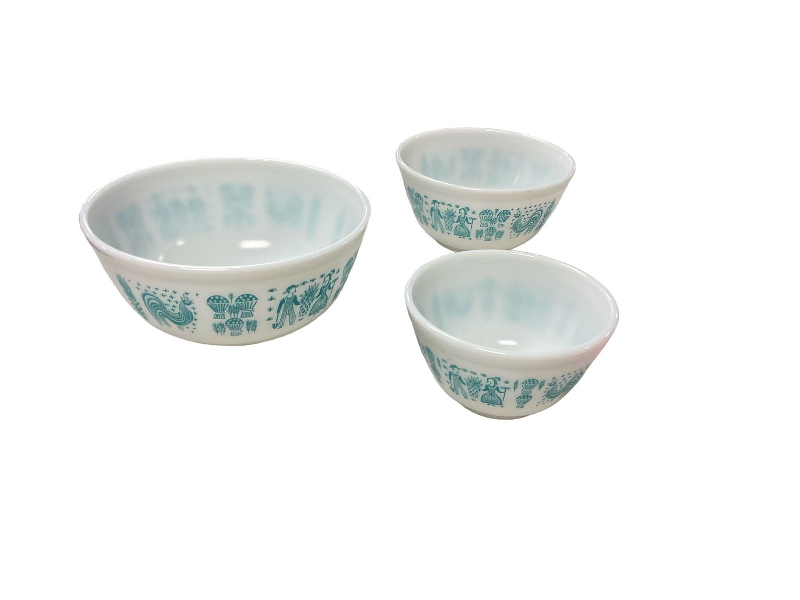 Pyrex Nesting Mixing Bowls (1 of 1)