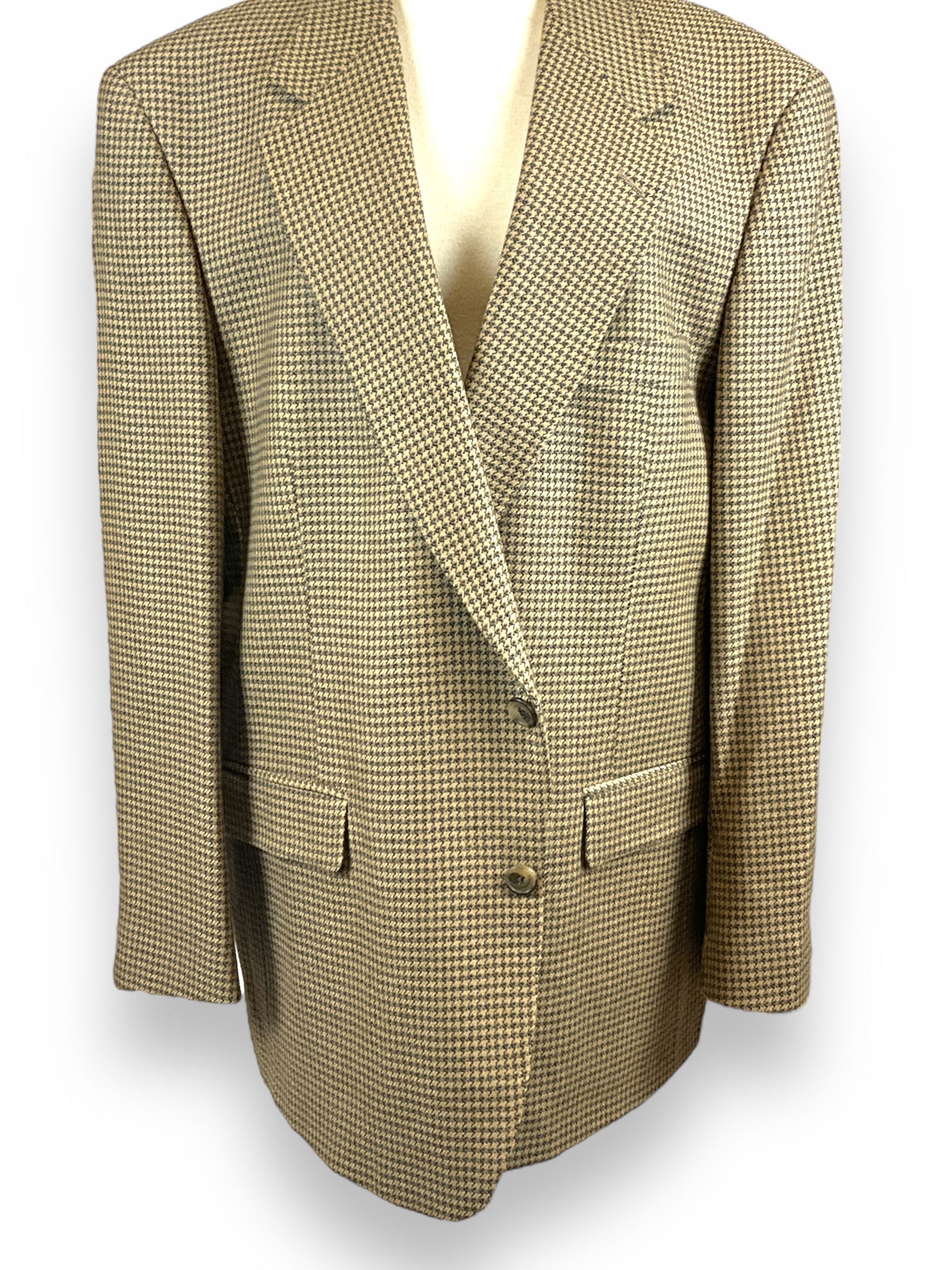 Christian St. John Men's Suit (1 of 9)