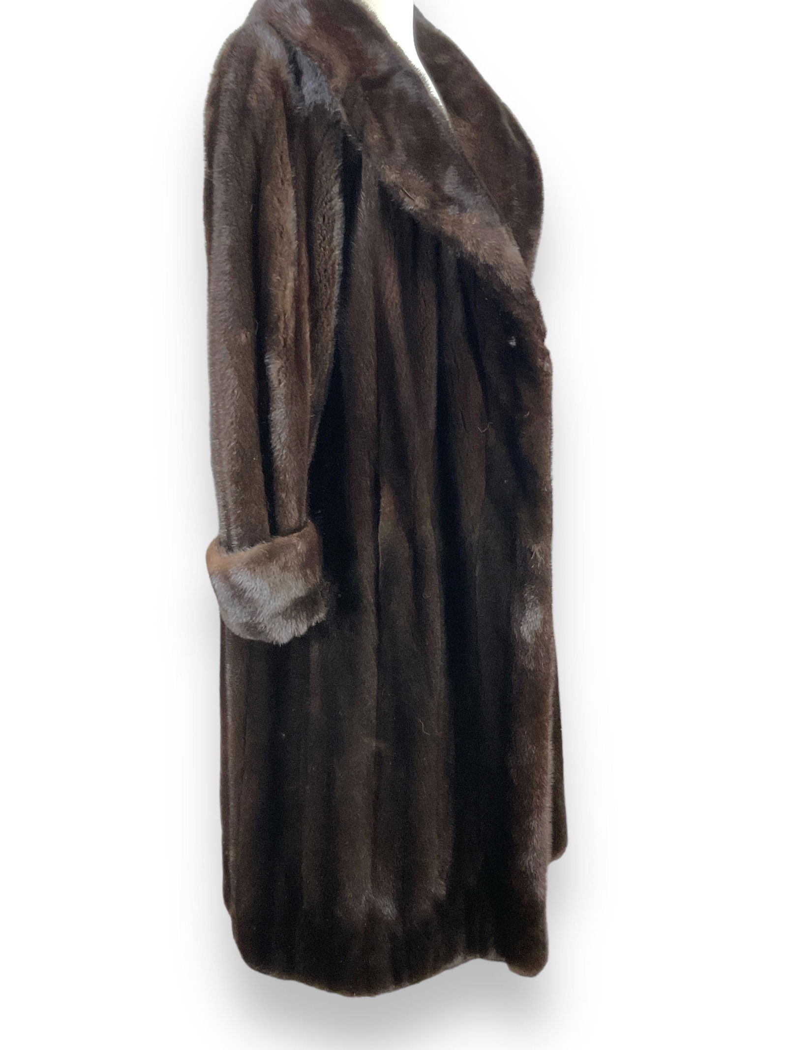 Mahogany Mink Fur Coat by Maximilian Furs, New York (1 of 7)