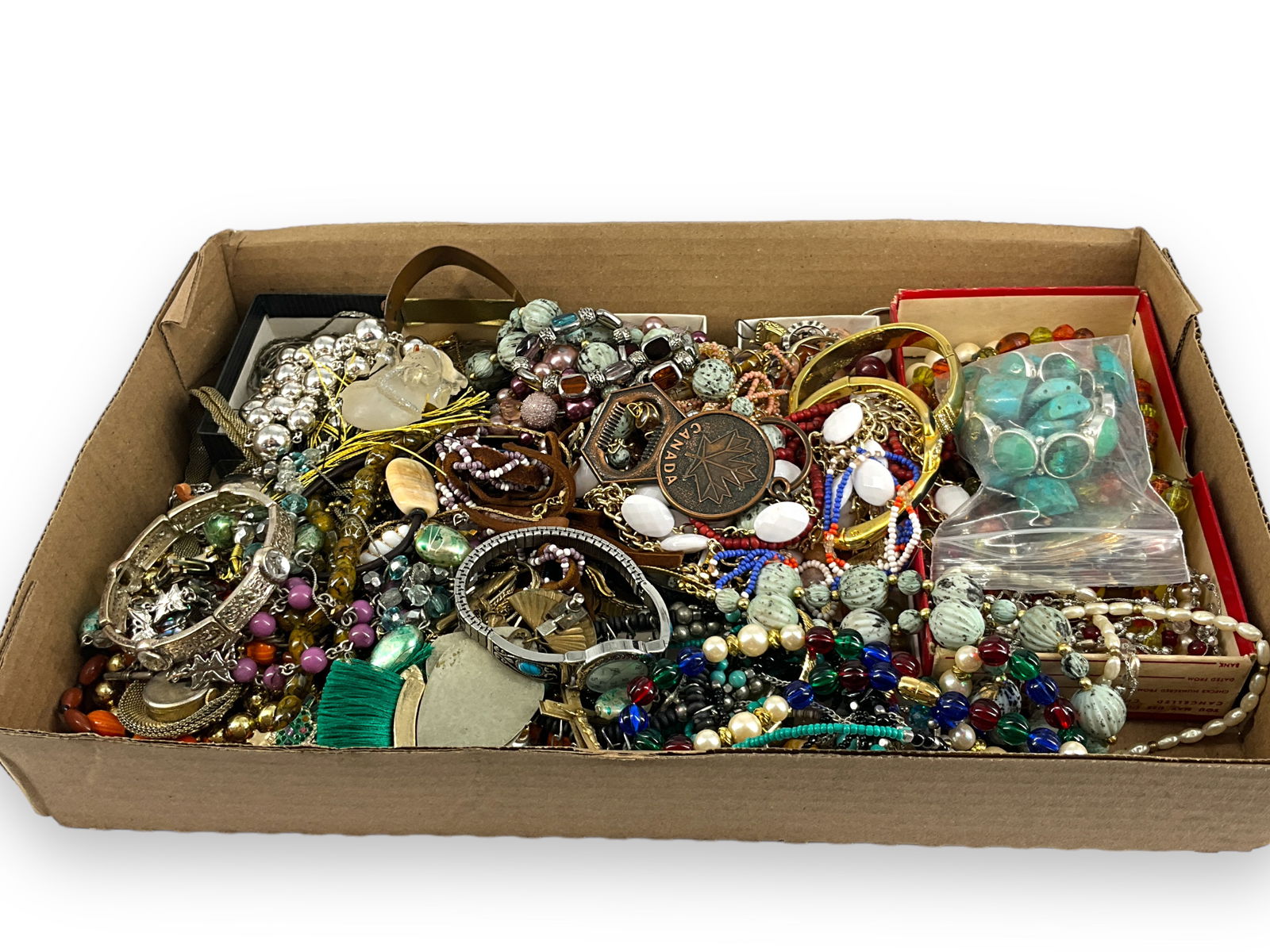 Assortment of Fashion and Costume Jewelry & Accessories (1 of 7)