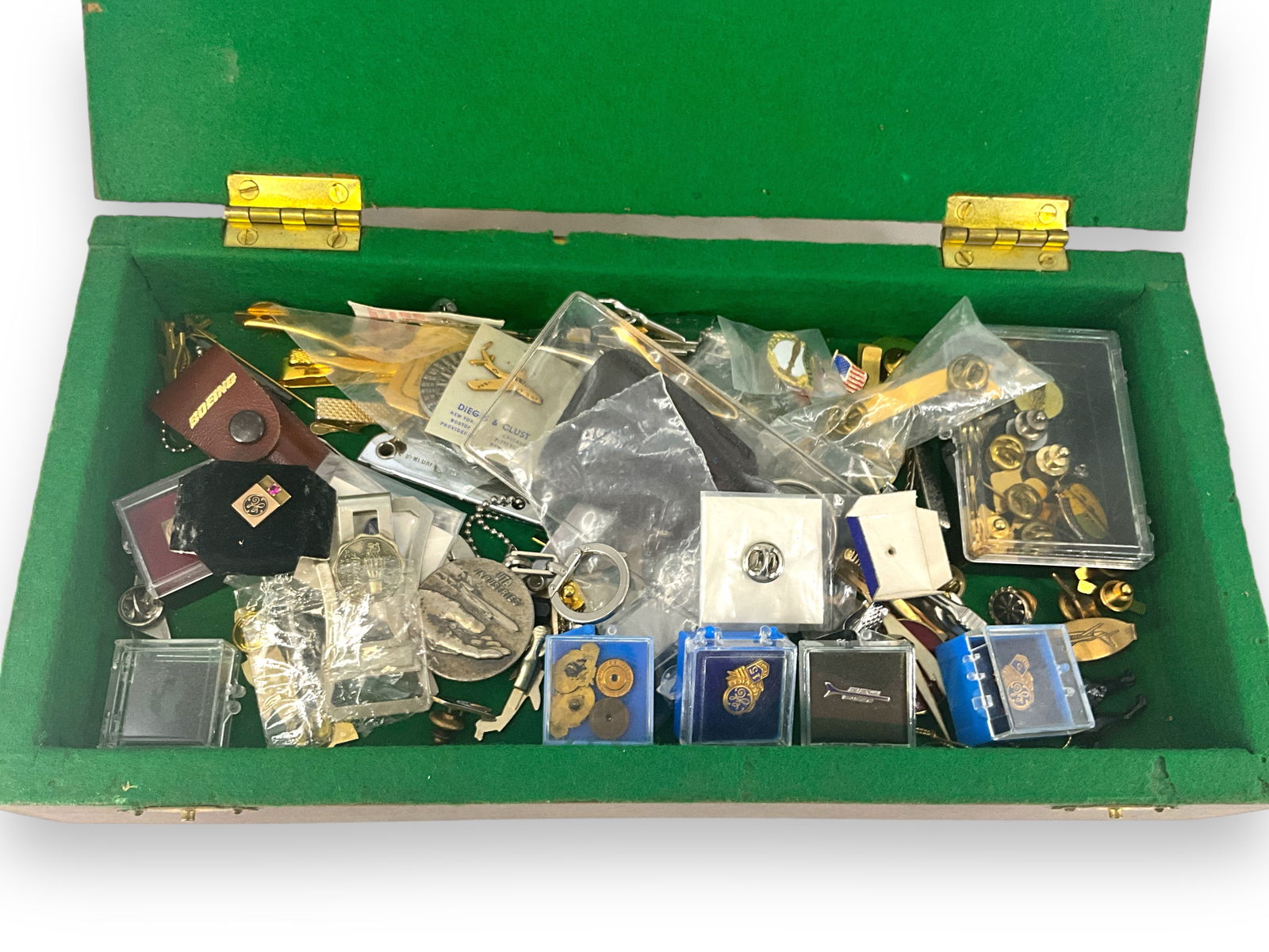 Box Lot Of Vintage Men's Aviation Accessories (1 of 8)