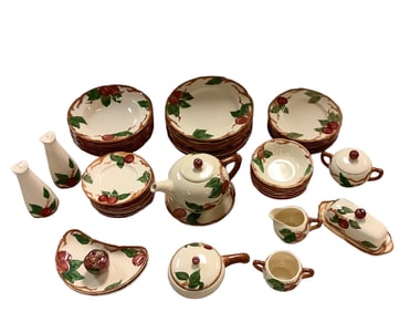 (53) Piece Franciscan Apple Dishes ***No In-House Shipping***