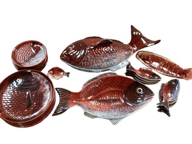 Beautifully Detailed Secla Table Ware (28) Pieces ***No In-House Shipping***