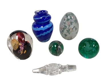 Five Decorative Art Glass Items and a Decanter Stopper