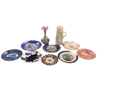 (8) Decorator Plates and (2) Tall Vases