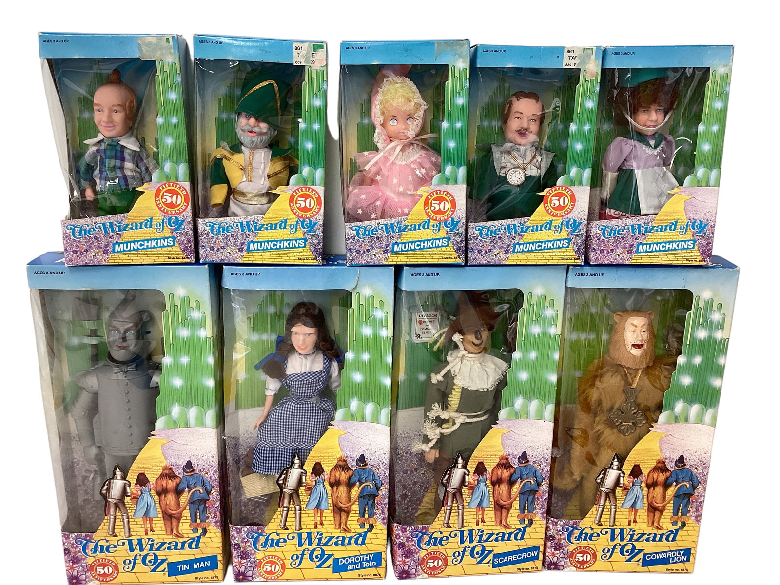 9 Wizard Of Oz Dolls in Boxes (1 of 13)