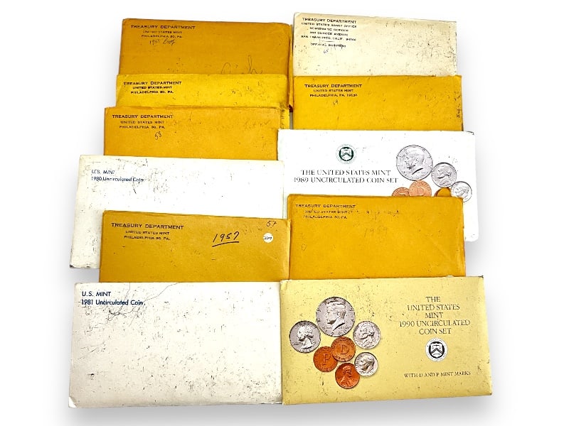 U.S. Uncirculated and Proof Coin Sets (1 of 6)