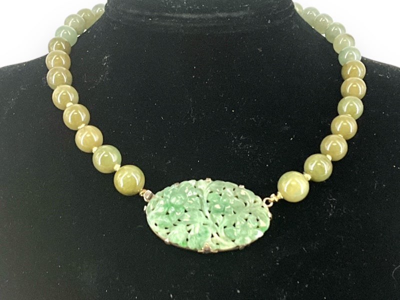Jade Stone Necklace with Carved Jade Stone Pendant (1 of 6)
