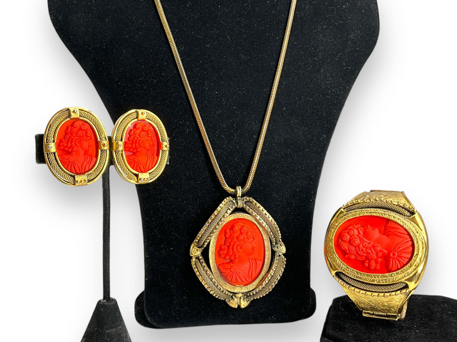 Vintage Stamped "Tortolani" Fashion Cameo Set (1 of 8)