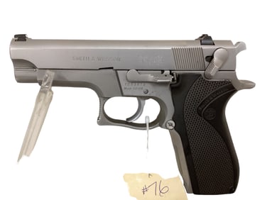 Smith & Wesson Stainless Steel Model 5906 .9mm Caliber Semi-auto Pistol SN:TCT3875