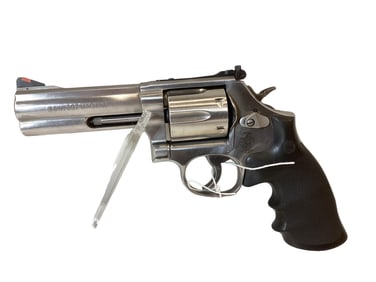 Smith & Wesson Model 686-6 .357 Magnum Caliber Revolver SN: CFH1609