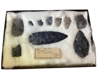 Case with 10 Blades - Points and Scrapers Length from 1" to 5 1/2" long