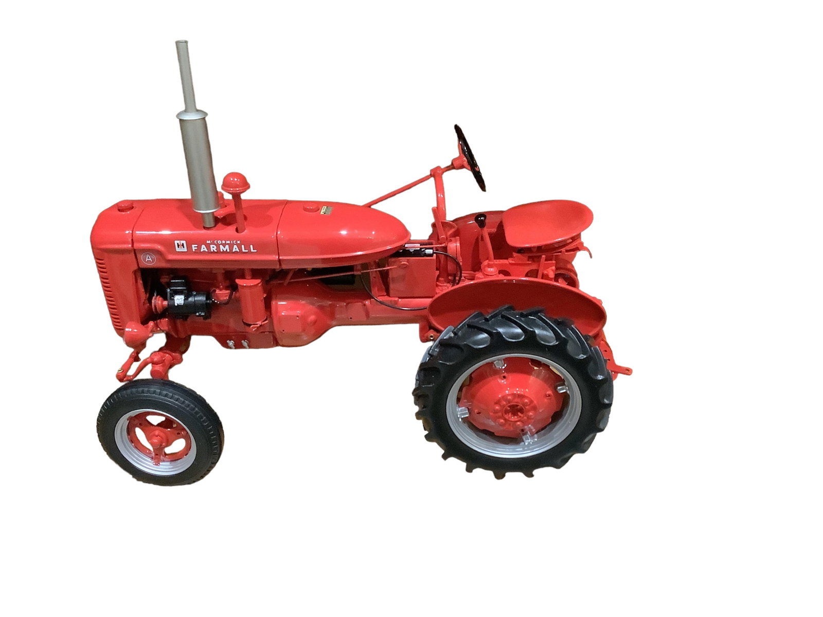 Franklin Mint Diecast Tractor: Franklin Mint Diecast Tractor 1946 McCormick Farmall A, 1/12 scale.