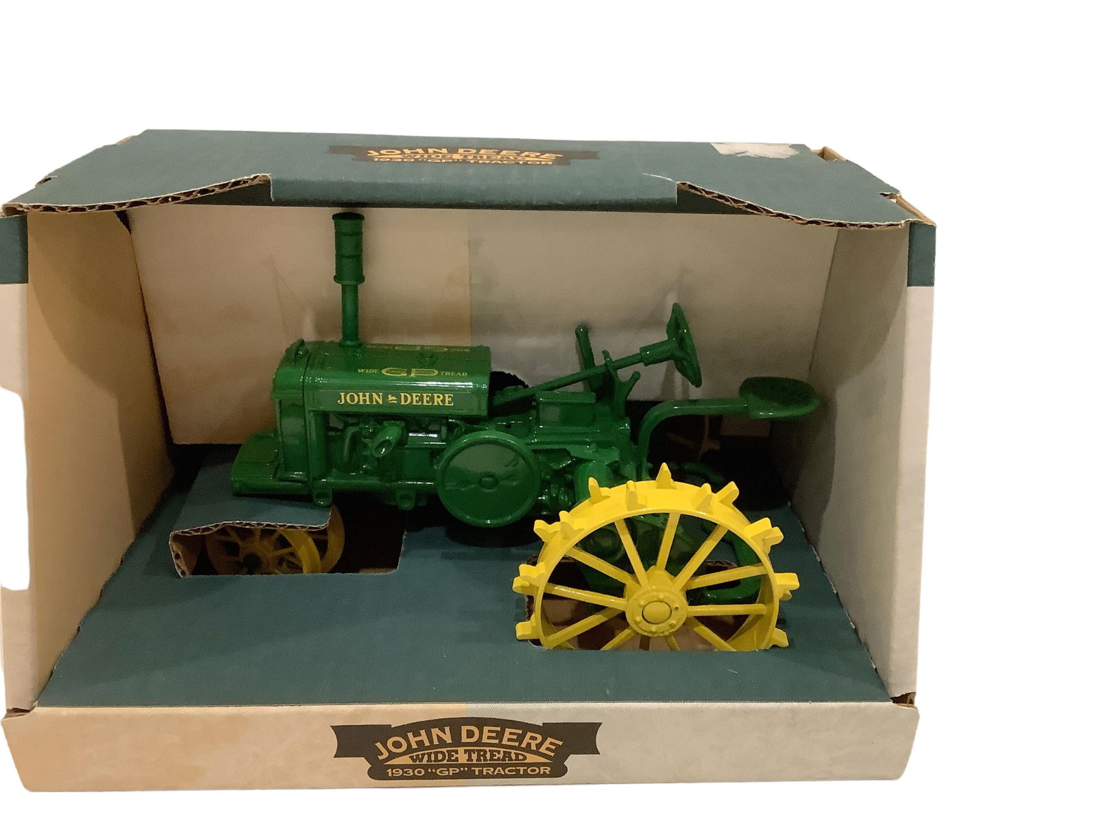 Ertl Diecast Tractor (1 of 3)