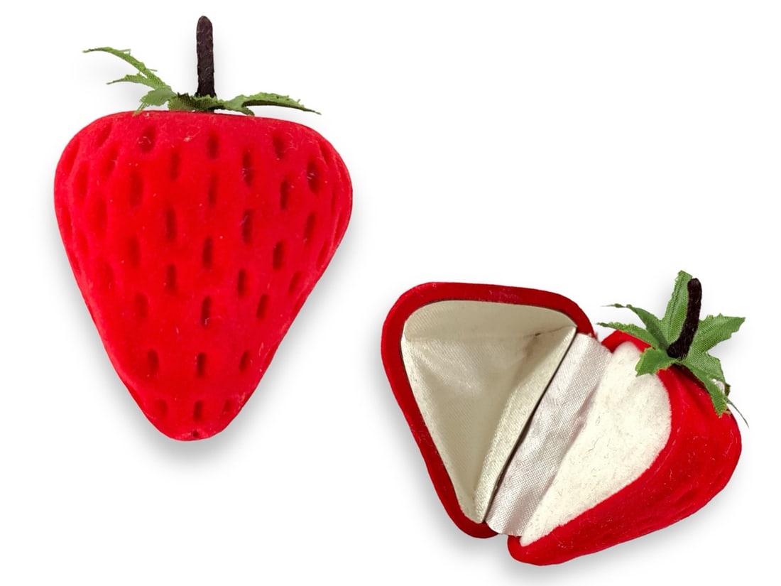 Adorable Strawberry Ring Box: Adorable Strawberry Ring Box Soft and fuzzy berry measuring approx. (2.42" x 1.72") hinged box. Perfect for a proposal or for keeping your favorite ring, unknown maker.