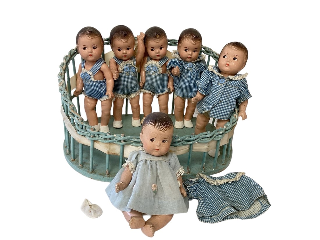 Madame Alexander Dionne Quintuplets, Extra Doll (1 of 4)