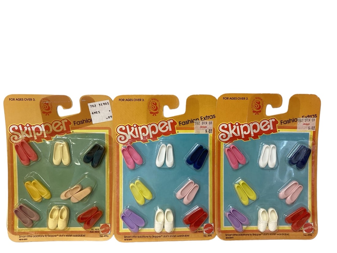 (3) Packages of Skipper Fashion Extras Shoes NRFP - MIP: (3) Packages of Skipper Fashion Extras Shoes NRFP - MIP(3) Skipper Fashion Extras Shoes with each set including (7) pair of flats and (1) pair of sneakers all MIP and NRFP. Very colorful shoes from 19