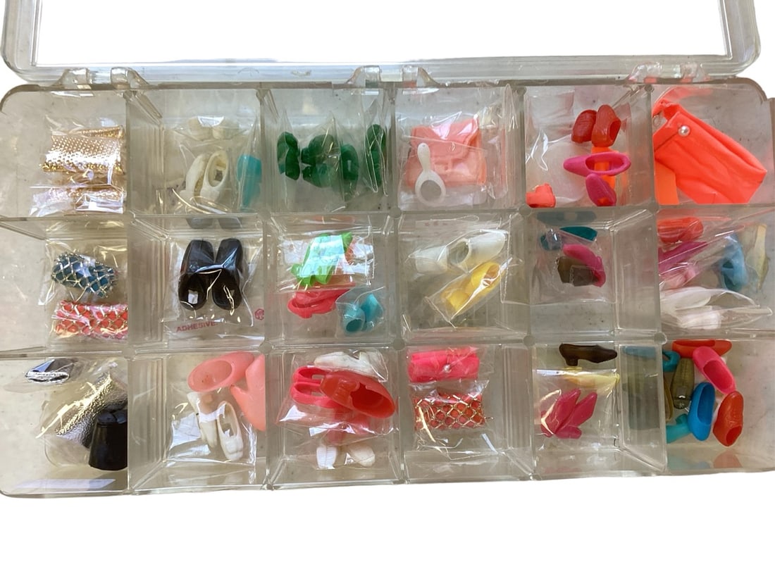 Fantastic Collection of Dawn Doll Shoes and Purses (1 of 3)