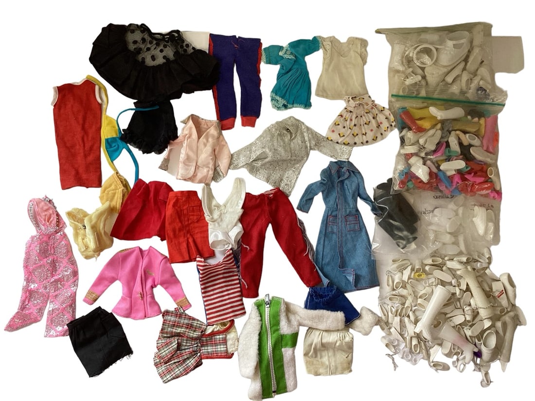 Large Bag of Doll Shoes and Non-Barbie Clothes (1 of 5)