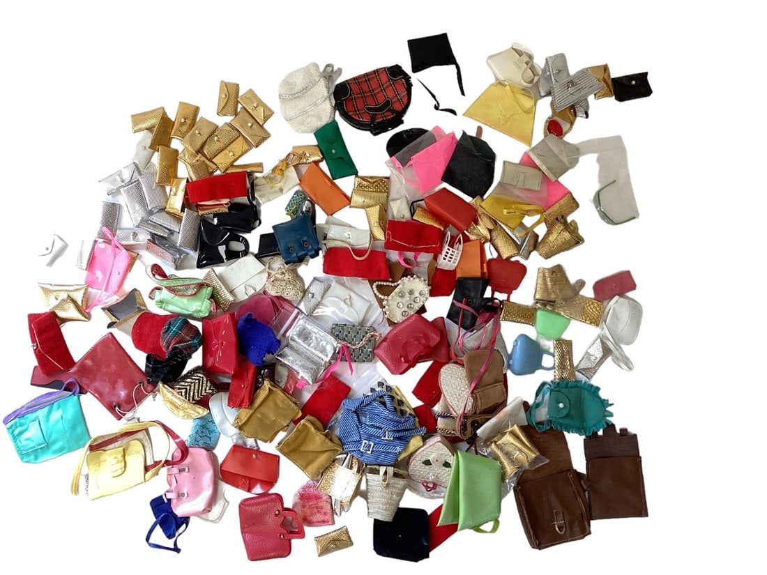 Box of Miscellaneous Vintage Barbie and Friends Purses (1 of 5)