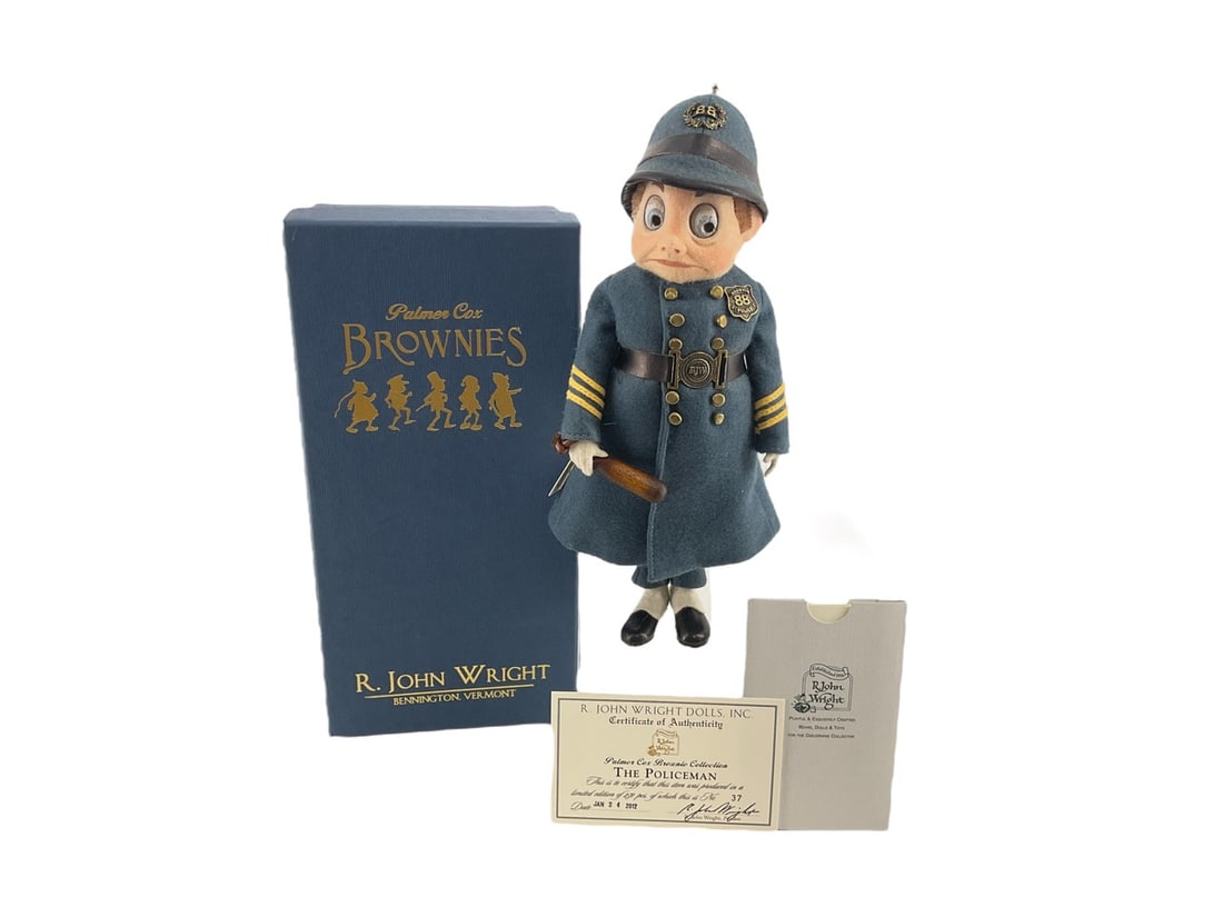 R. John Wright "The Policeman" #37/250.: R. John Wright "The Policeman" #37/250.An original Palmer Cox Brownie Collection dated Jan 24 2012.The Policeman is 9.5" tall.