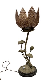 Flower Shaped Table Lamp