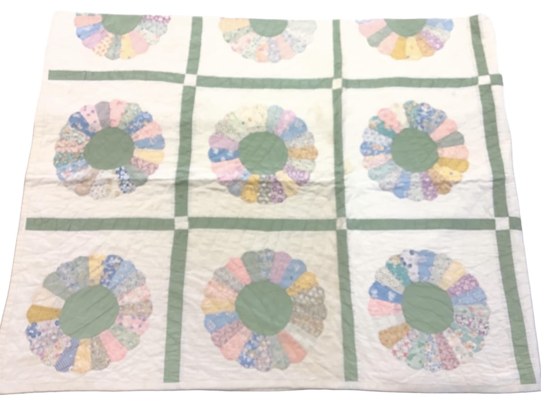 Handmade Quilt (1 of 5)