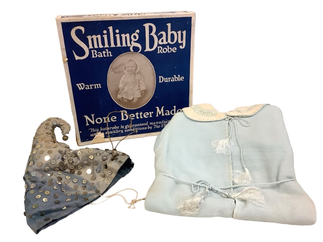 Smiling Baby Bath Robe in Original Box: Smiling Baby Bath Robe in Original Box Gown is 20" shoulder to hem. Included is a costume child's hat.