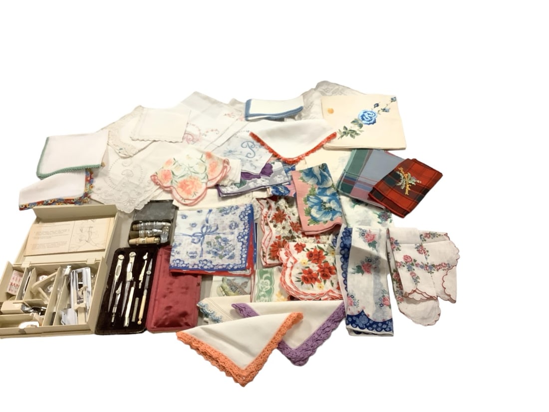 Drafting Set, Singer Sewing Machine Accessories, Thimbles, and Hankies (1 of 4)