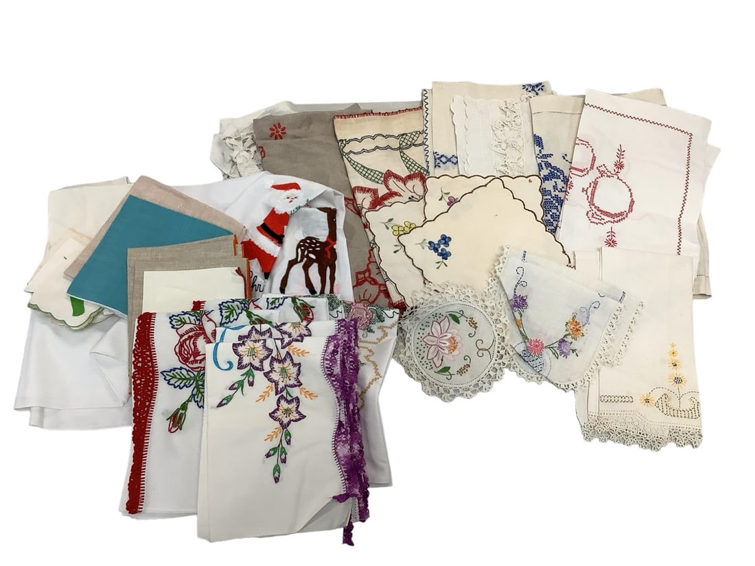 Linen Table Runners, Napkins and Doilies: Linen Table Runners, Napkins and DoiliesWhimsical embroidery details including Christmas, Lavender flowers, green soda bottles and moreÖÖ