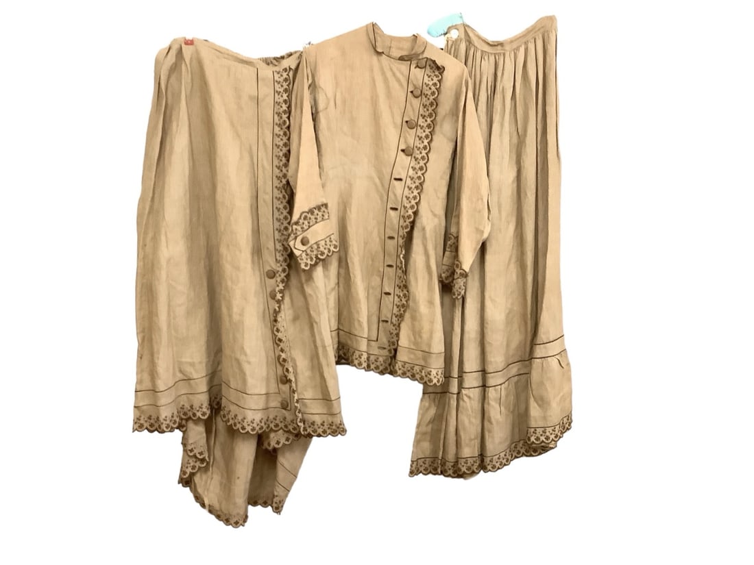 Walking Suit from 1880's (1 of 7)