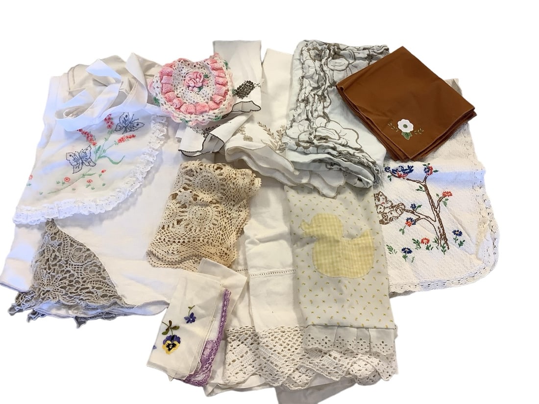 Vintage Household Linens (1 of 2)