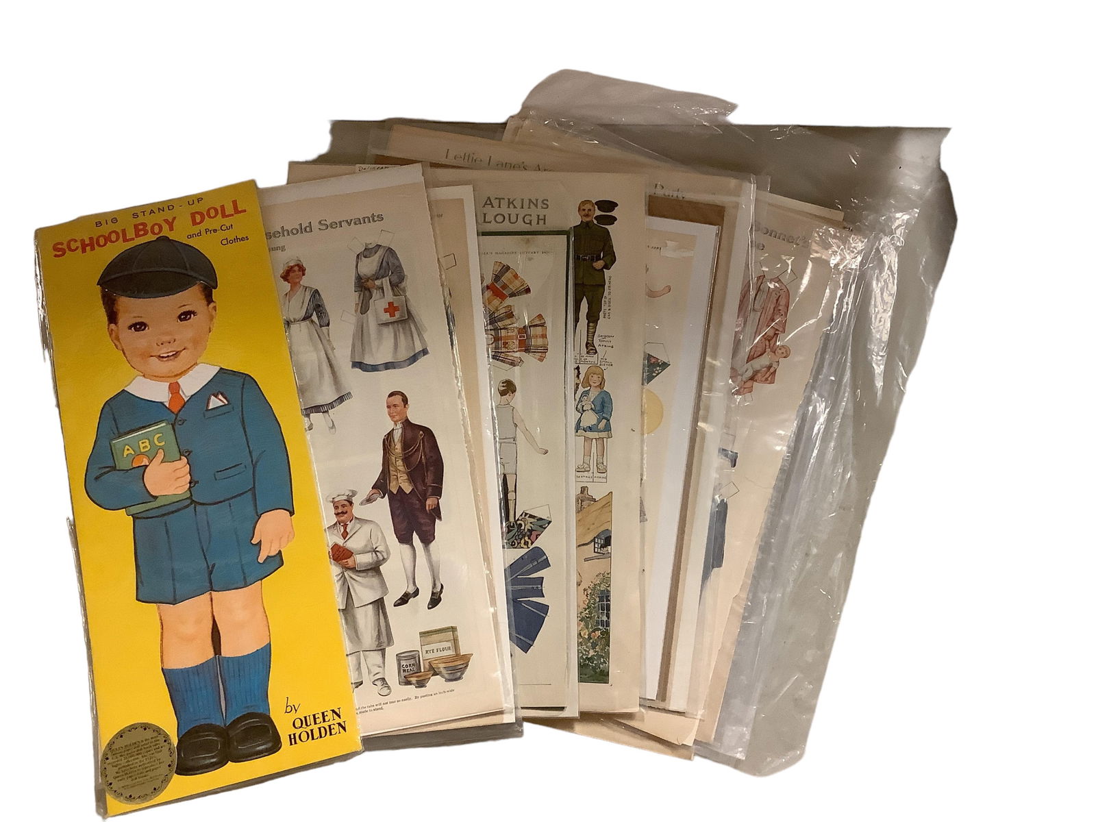 Misc Paper Dolls and Clothing Height range .25" to 17" (1 of 2)