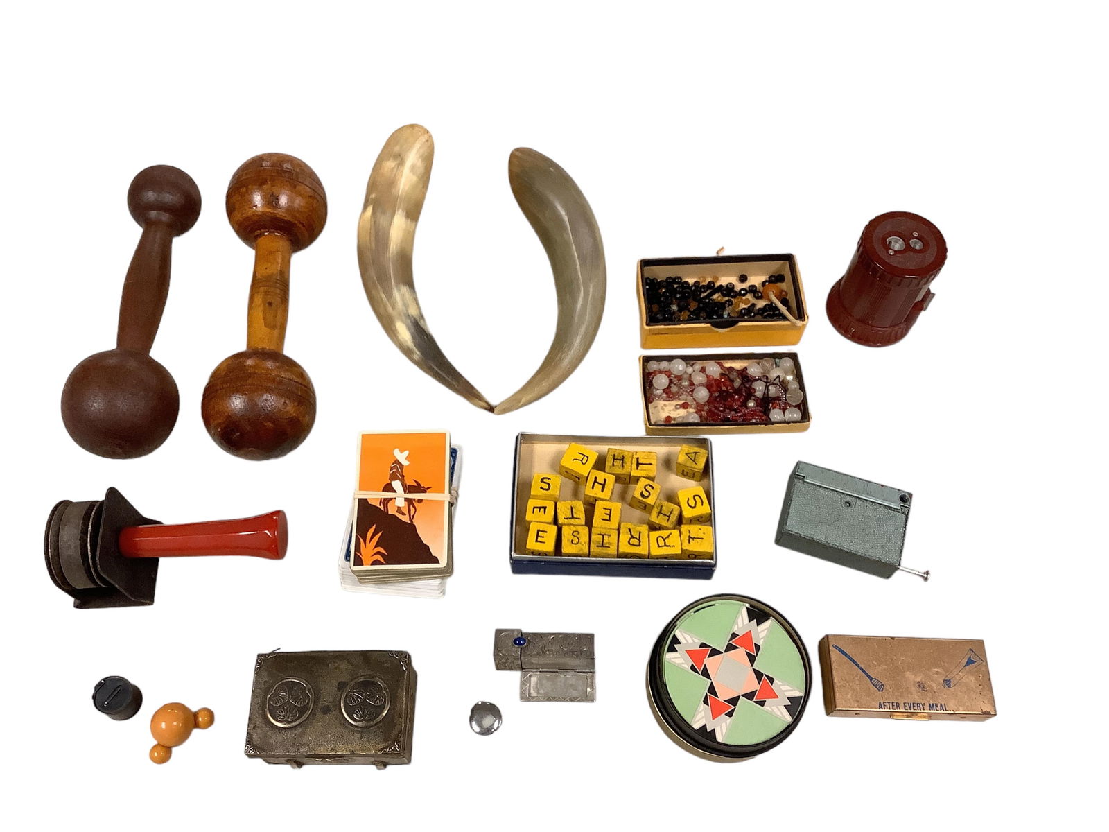 Misc Vintage Items (19 pcs) Height range .25" to 3.75" (1 of 2)