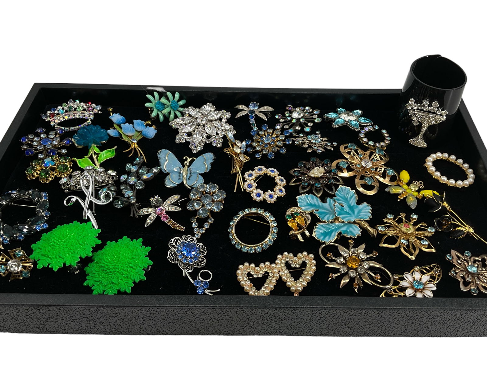 Vintage Rhinestone Jewelry & Accessories (1 of 8)