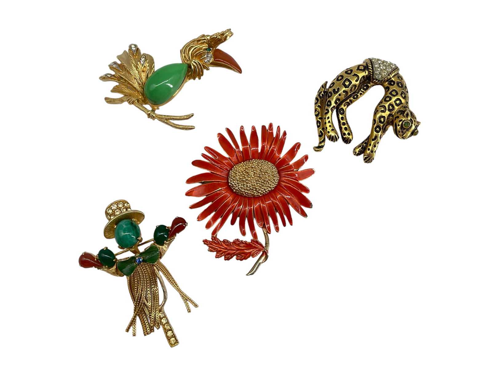 Four Fantastic Fun Brooches Including Vintage "Erwin Pearl": Four Fantastic Fun Brooches Including Vintage "Erwin Pearl"Lot has a hanging leopard brooch hallmarked "Florenza" on the reverse, piece is crafted in gold-tone metal with diamantÈ stones and is appro
