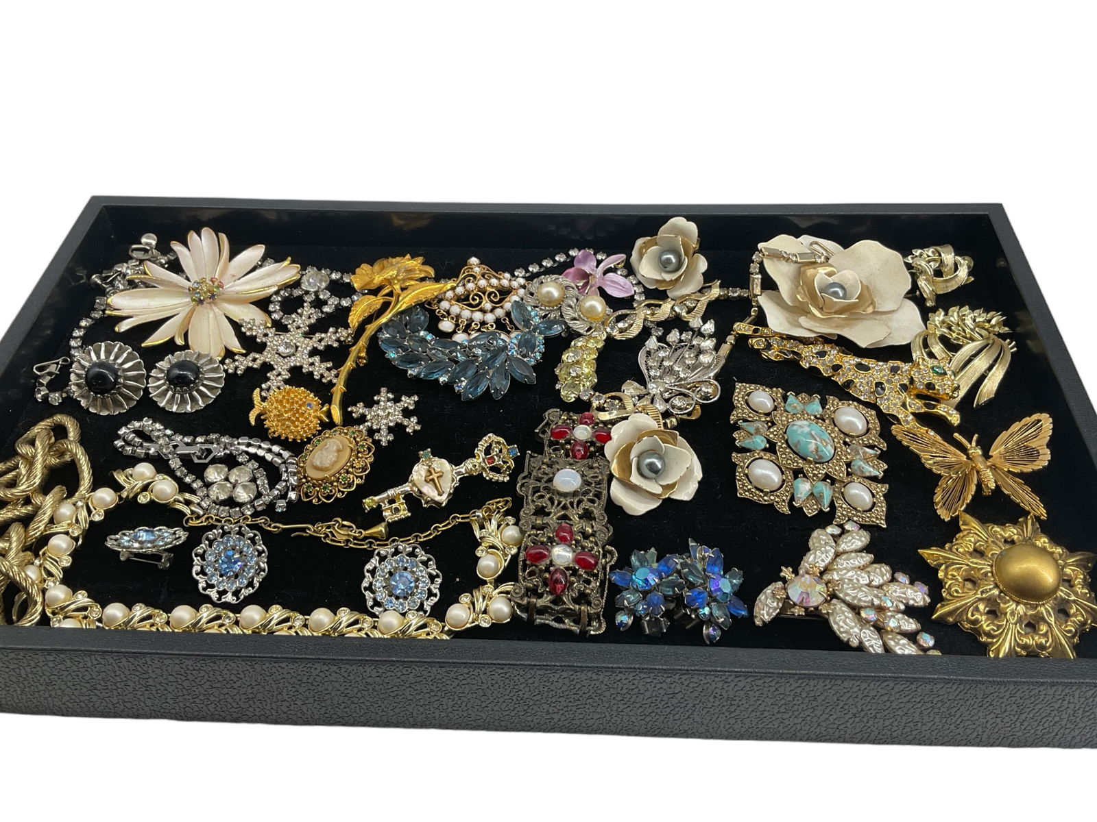 Vintage Jewelry & Accessories (1 of 13)