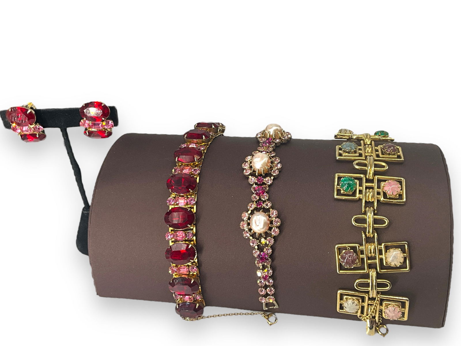 Signed Vintage Jewelry from the Companies "Coro" - "Weiss" - "Schiaparelli" (1 of 9)