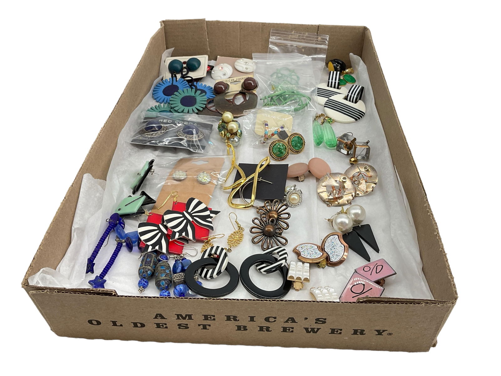 Assortment of Over 25 Pair of Vintage Fashion Earrings (1 of 8)