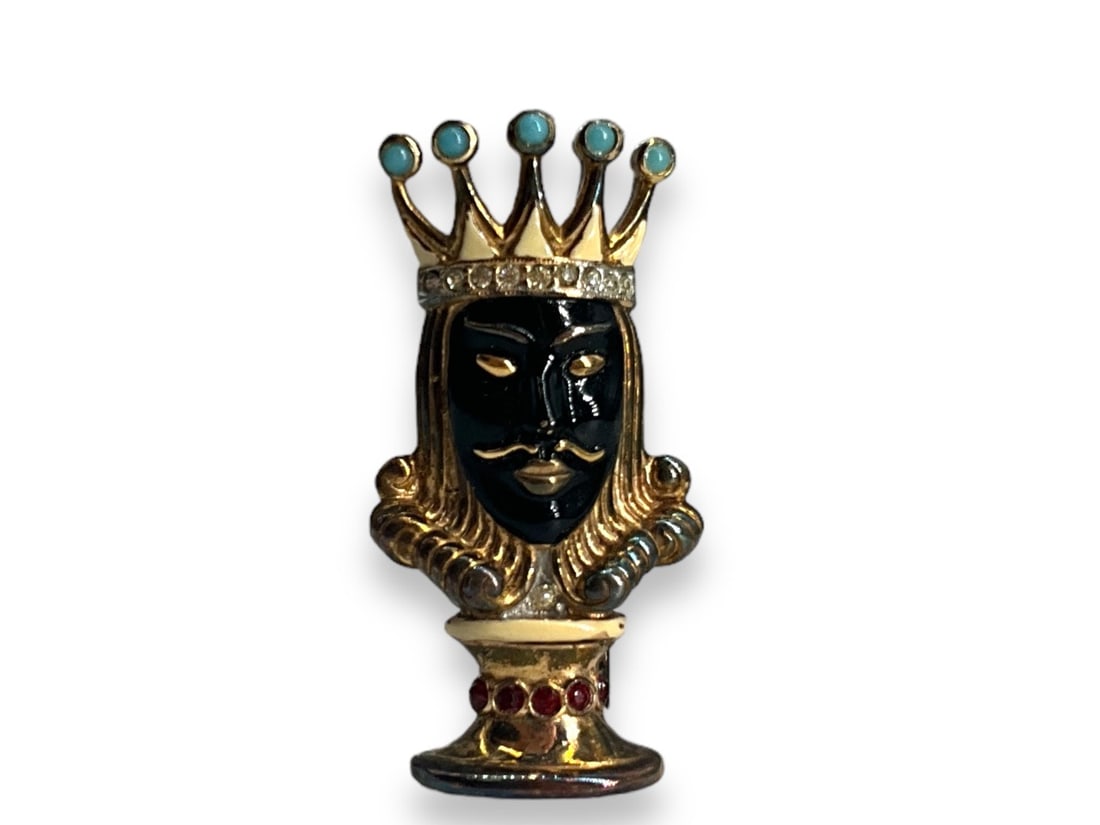 Stamped "Trifari Sterling" King Chess Piece Pin (1 of 5)