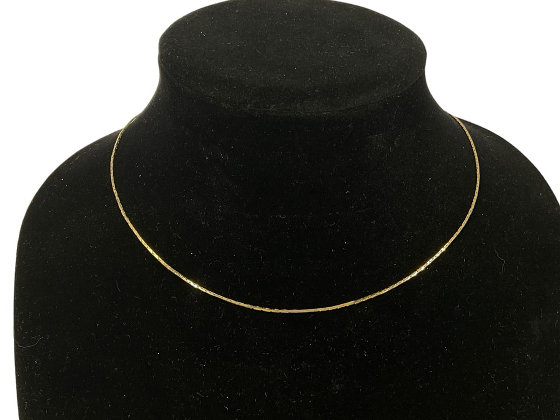 14kt Yellow Gold Necklace: 14kt Yellow Gold Necklace Measuring (16") in length with triangular like links, stamped and tested with spring ring clasp closure (2.5 grams tw).