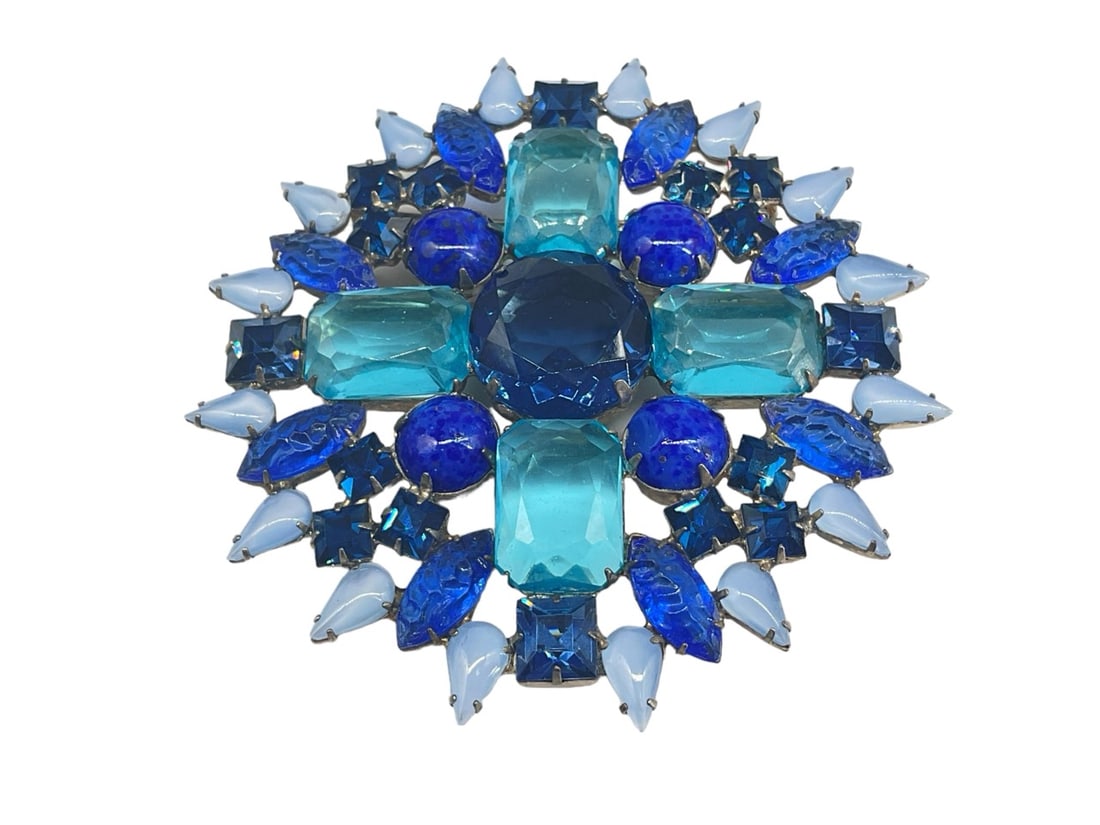 Large Blue Fashion Crystal Vintage Brooch Hallmarked "Albert": Large Blue Fashion Crystal Vintage Brooch Hallmarked "Albert" Large brooch is approx 3" in diameter, is constructed in silver-tone metal and has varying shades of blue fashion crystal decoration (some