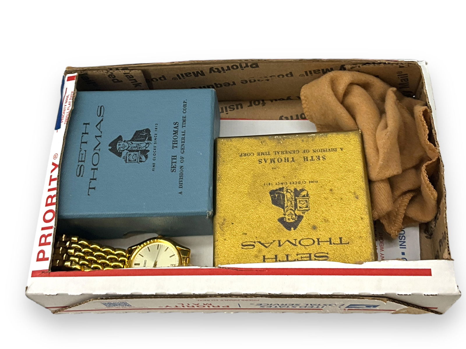 Two Seth Thomas Travel Clocks, one Seiko Wrist Watch (1 of 9)