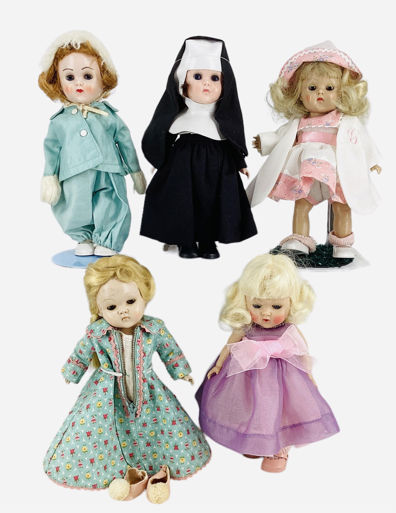 5 Hard Plastic 7-1/2" Vogue Dolls, Including 2 Bent Knee Walkers (1 of 2)