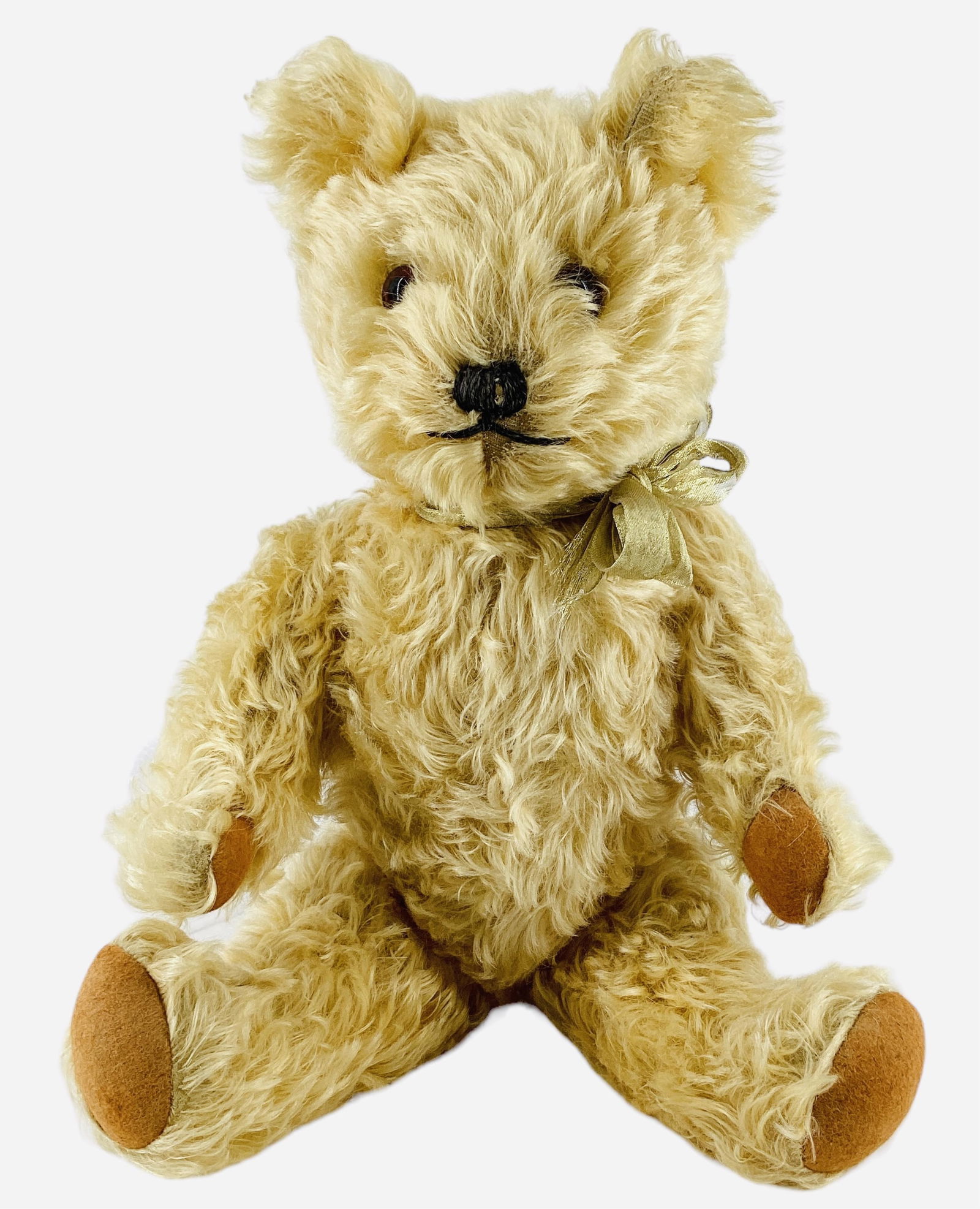 Vintage Teddy Bear - Likely English. (1 of 3)