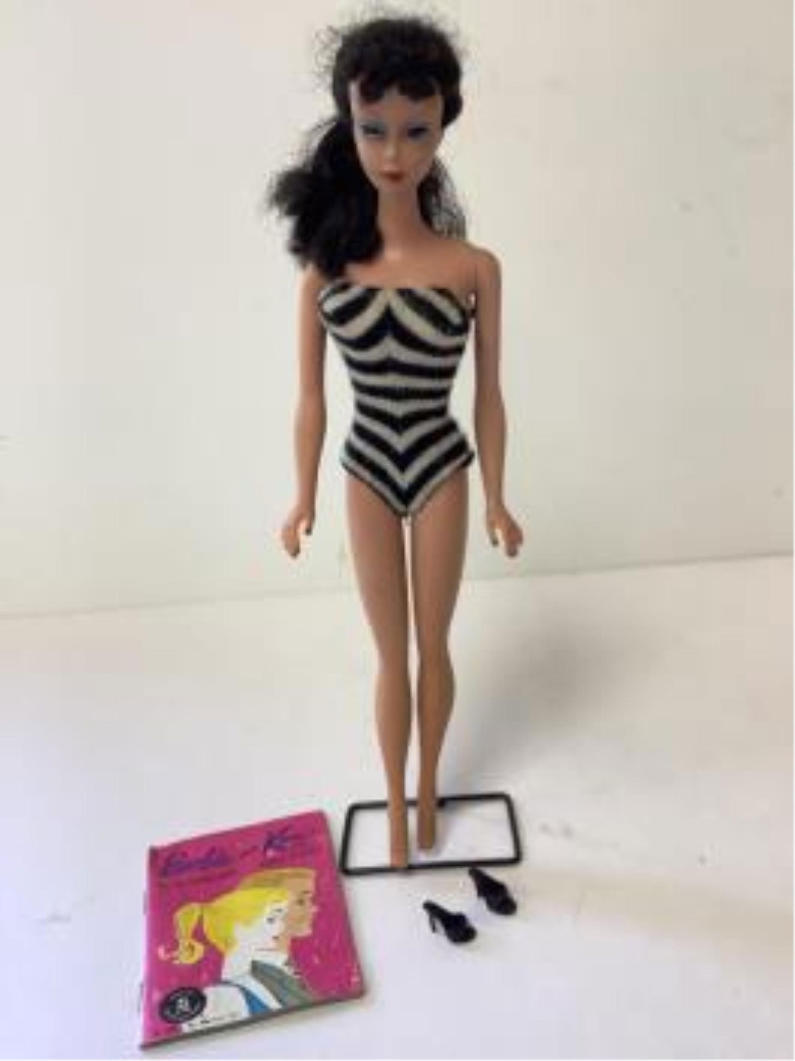 Very Nice # 5 Ponytail Barbie (1 of 3)